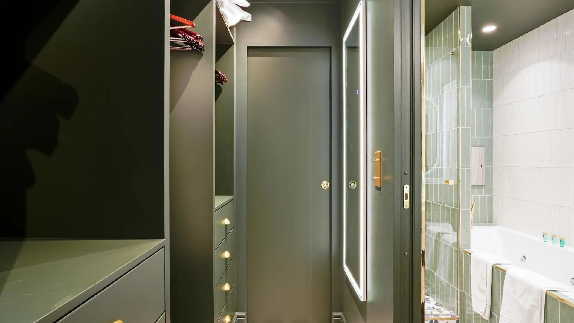 Apartment Sejours Parisiens - Suites Haussmann, Malesherbes & Madeleine
